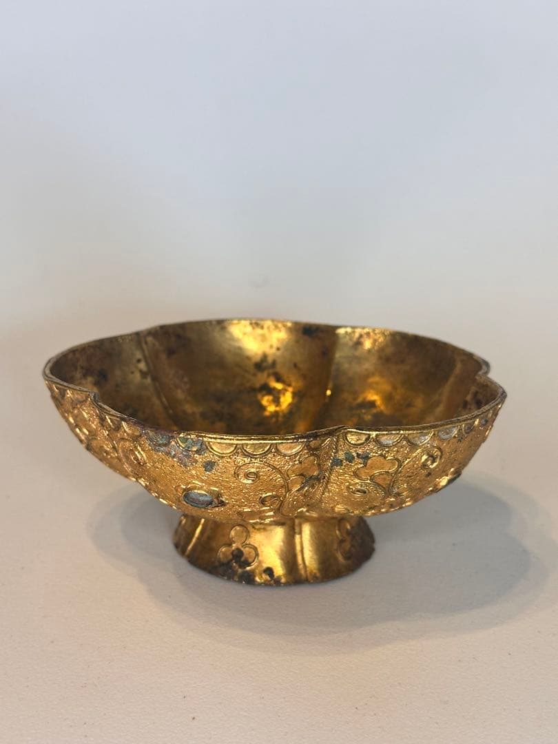 中国古董 唐代 青銅製 鎏金花口鉢