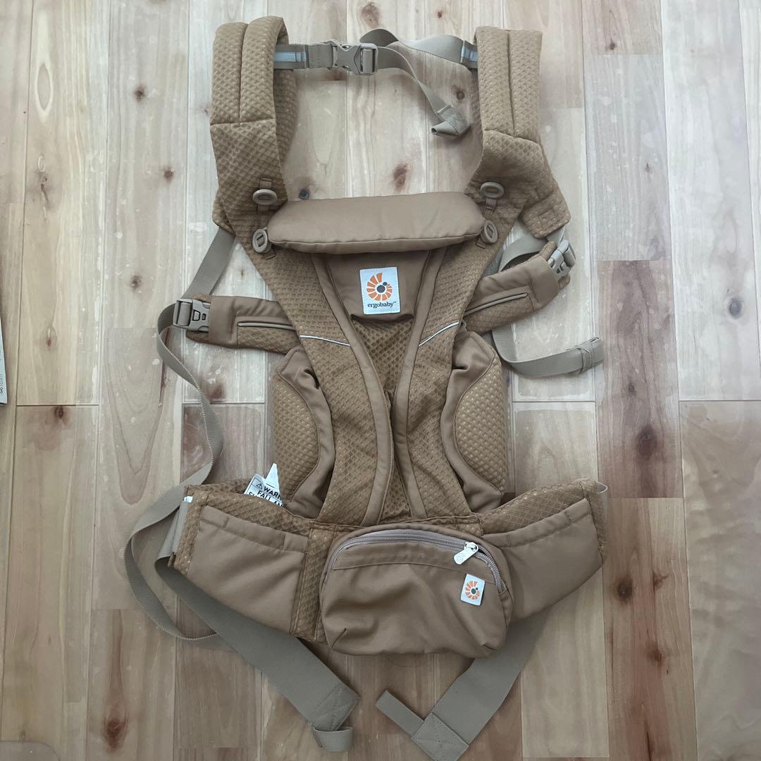 【未使用に近い】正規品　エルゴ　オムニブリーズ　キャメルブラウン　抱っこ紐