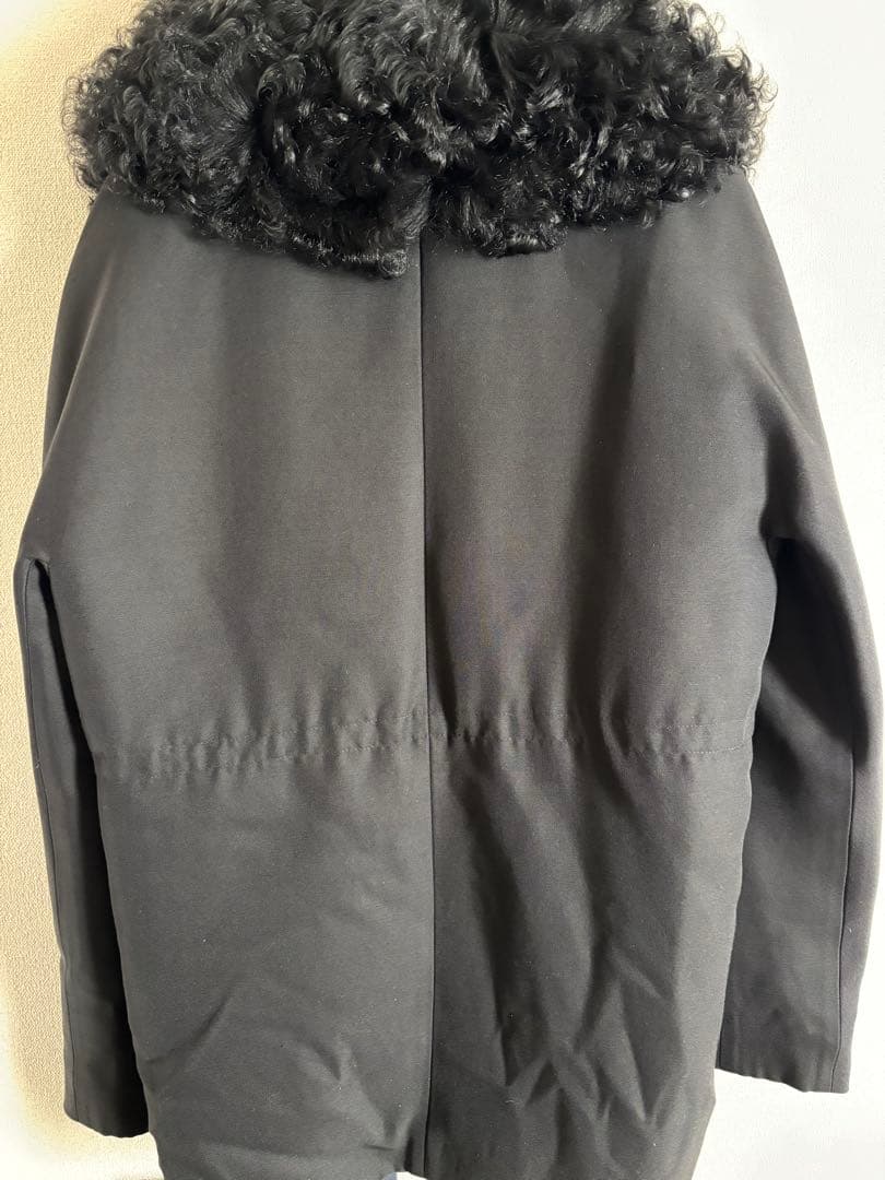 MONCLER ファー付きブラックアウター