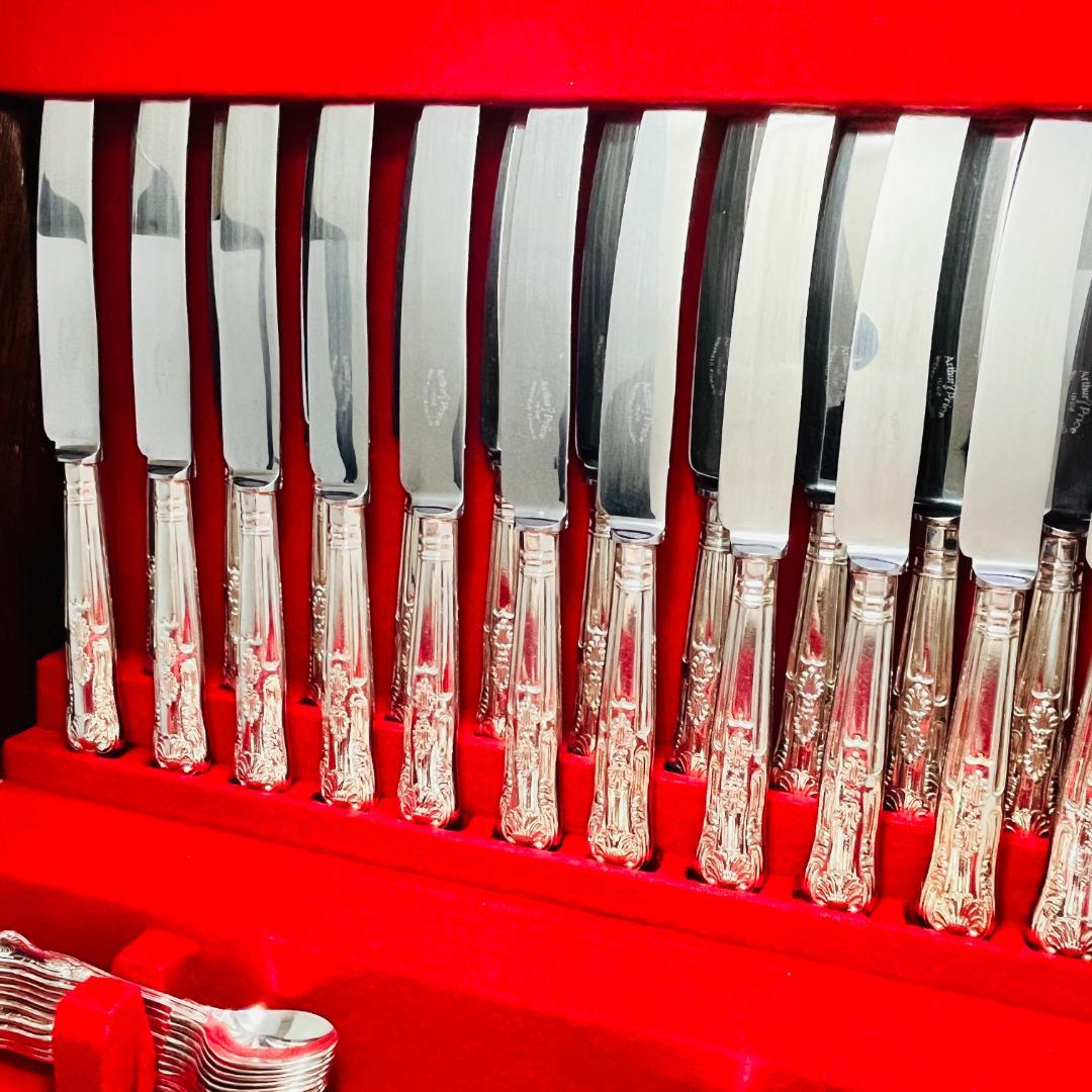 【Arthur Price】キングスパターンのディナーフルセット 135本組