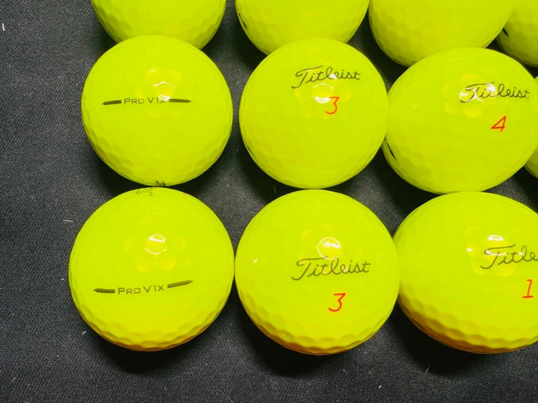 最新 タイトリストPRO V1X 2025年モデル 20個　　イエロー