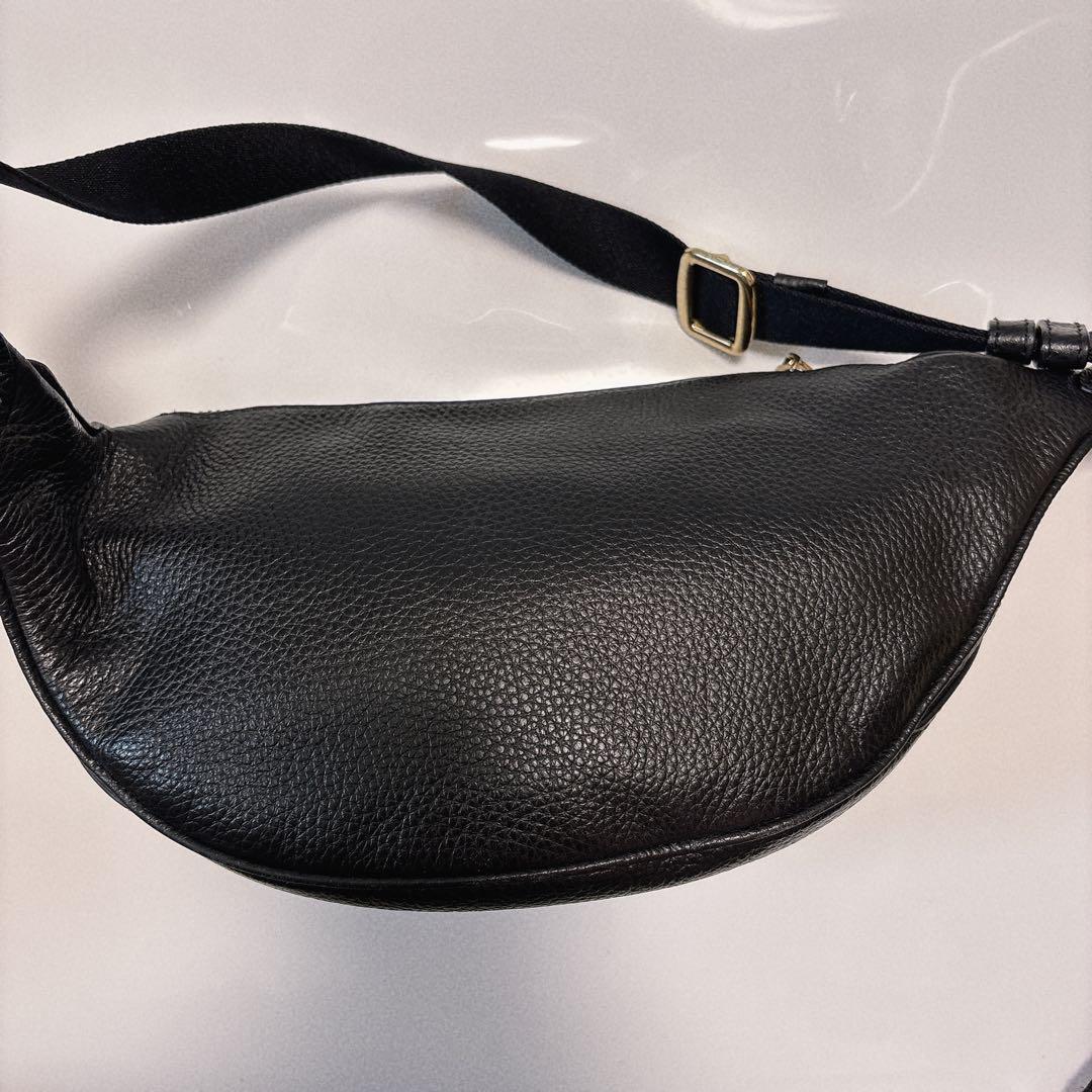 極美品　コーチ　ウエストポーチ　ボディバッグ　ネイビー　ペプルドレザー　6488