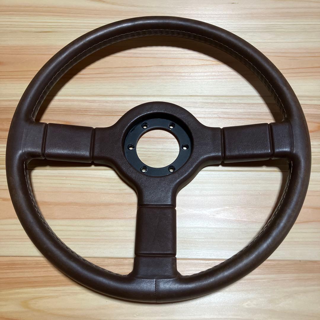ナルディ ジウジアーロライン　ブラウンレザーステアリング　φ390 レア！