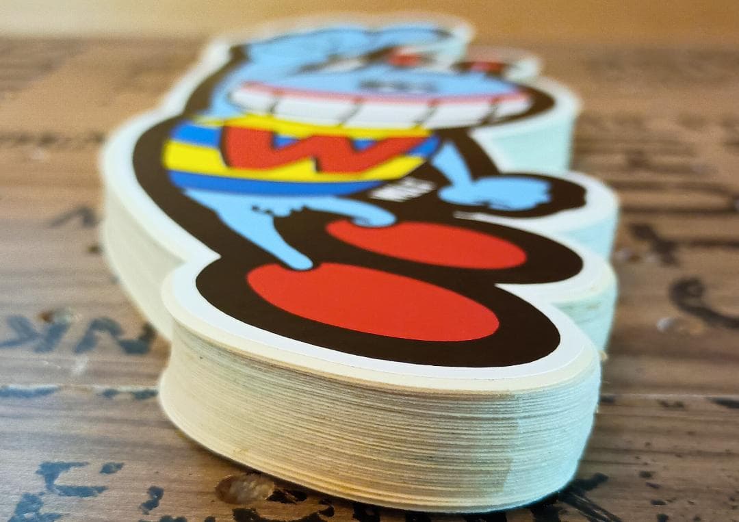 W.&L.T. ノベルティ 4点セット キーホルダー ステッカー パクパクくん