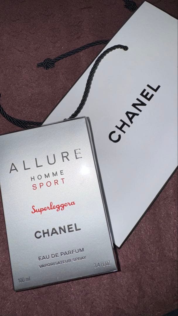 特別限定品 シャネル アリュールオムスポーツスーパーレッジェーラ　新品貴重品