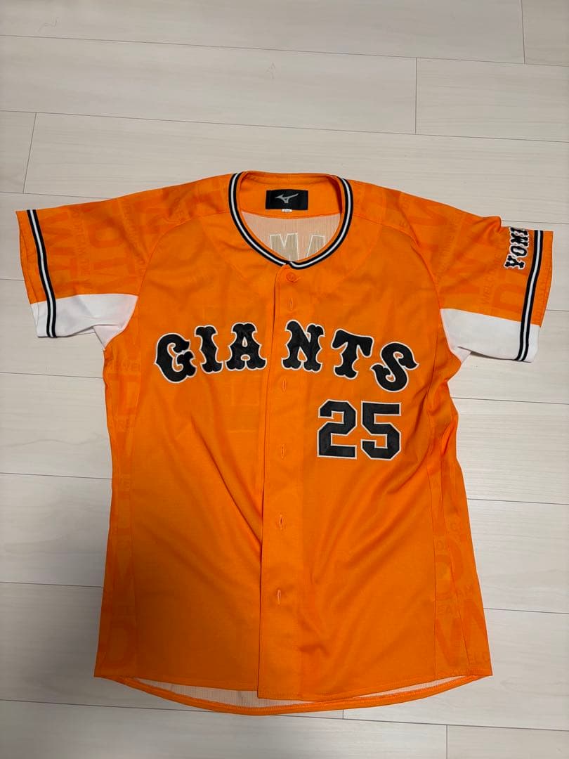 美品 読売ジャイアンツ 巨人 岡本和真 ミズノ ユニフォーム O オレンジ