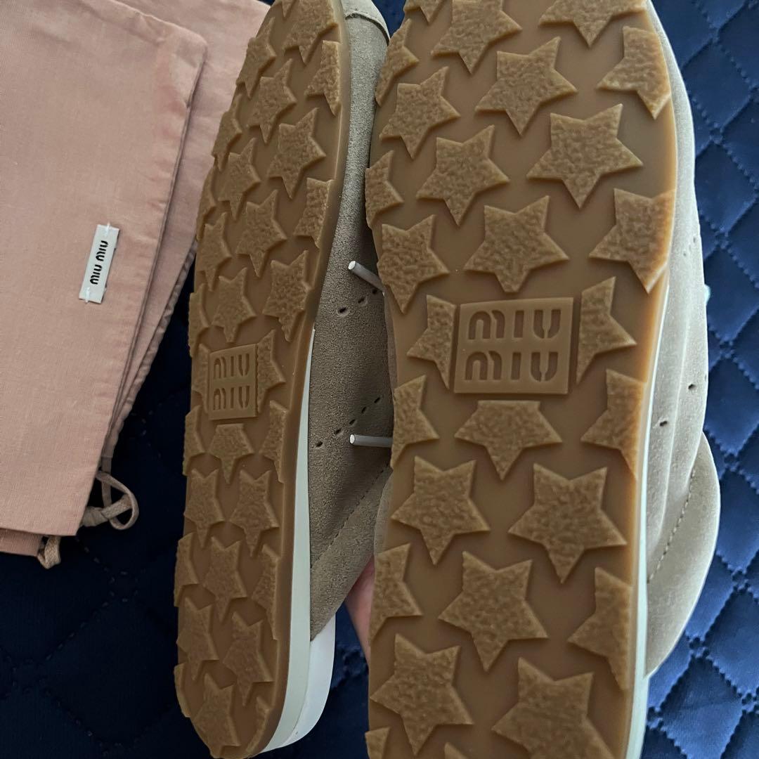 miumiu プルームスエードミュール 新品未使用
