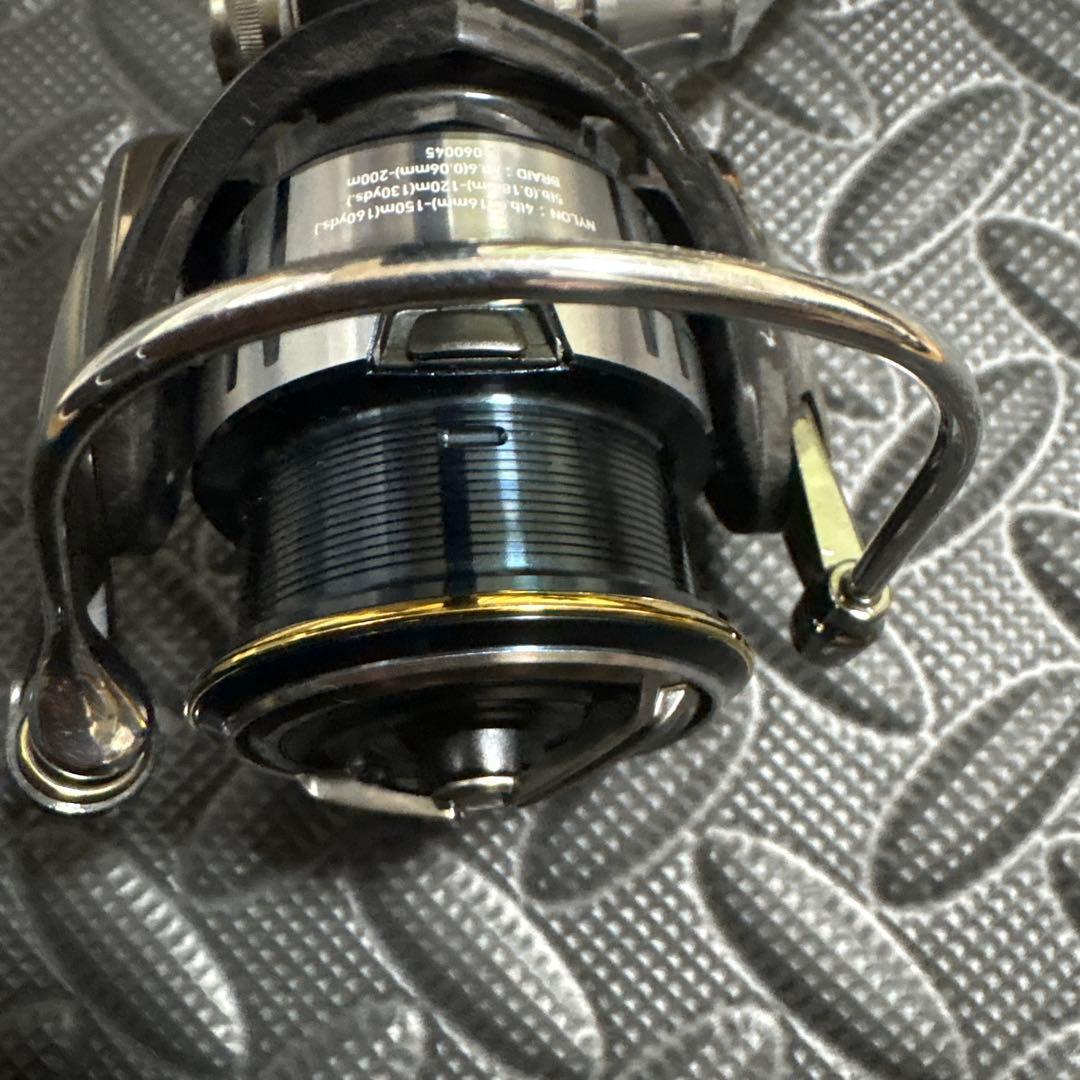 ダイワ　１９セルテート２５００Ｓ　リブレハンドルノブ付