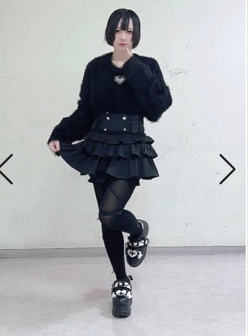 Amilige ハイウエストエンブレムボタン付きフリルパンツ