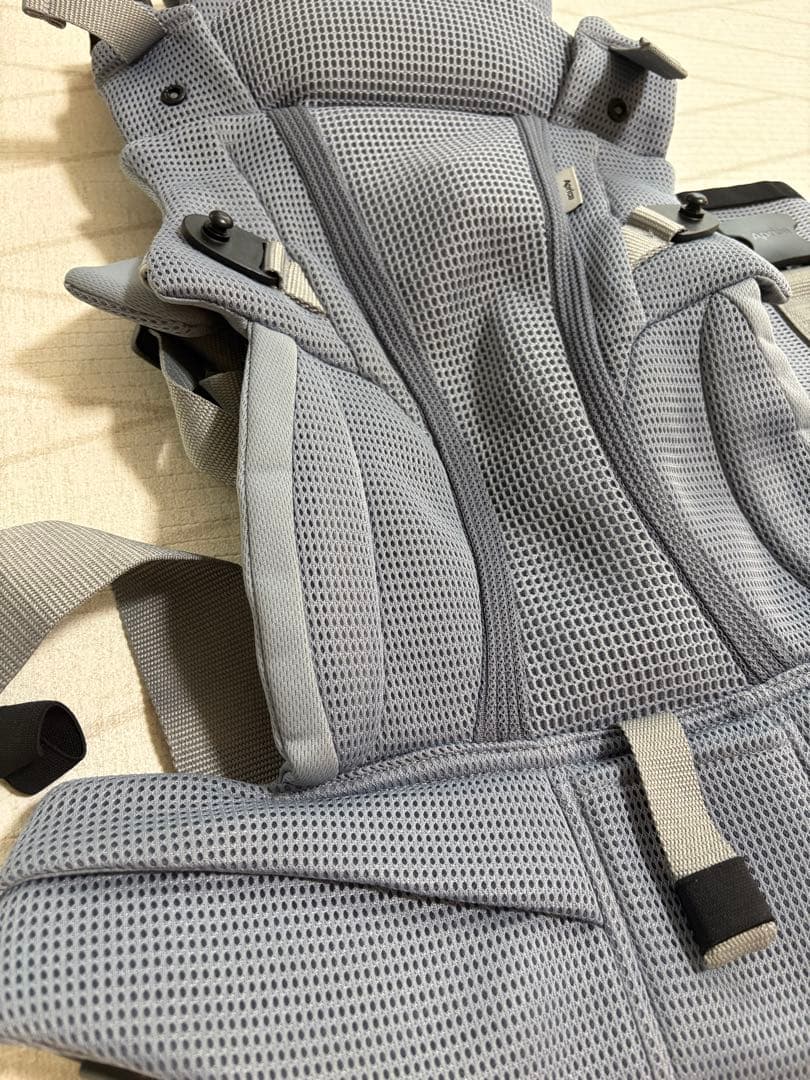 2024年4月購入【付属品完備】Aprica アップリカ ラクリス 抱っこ紐