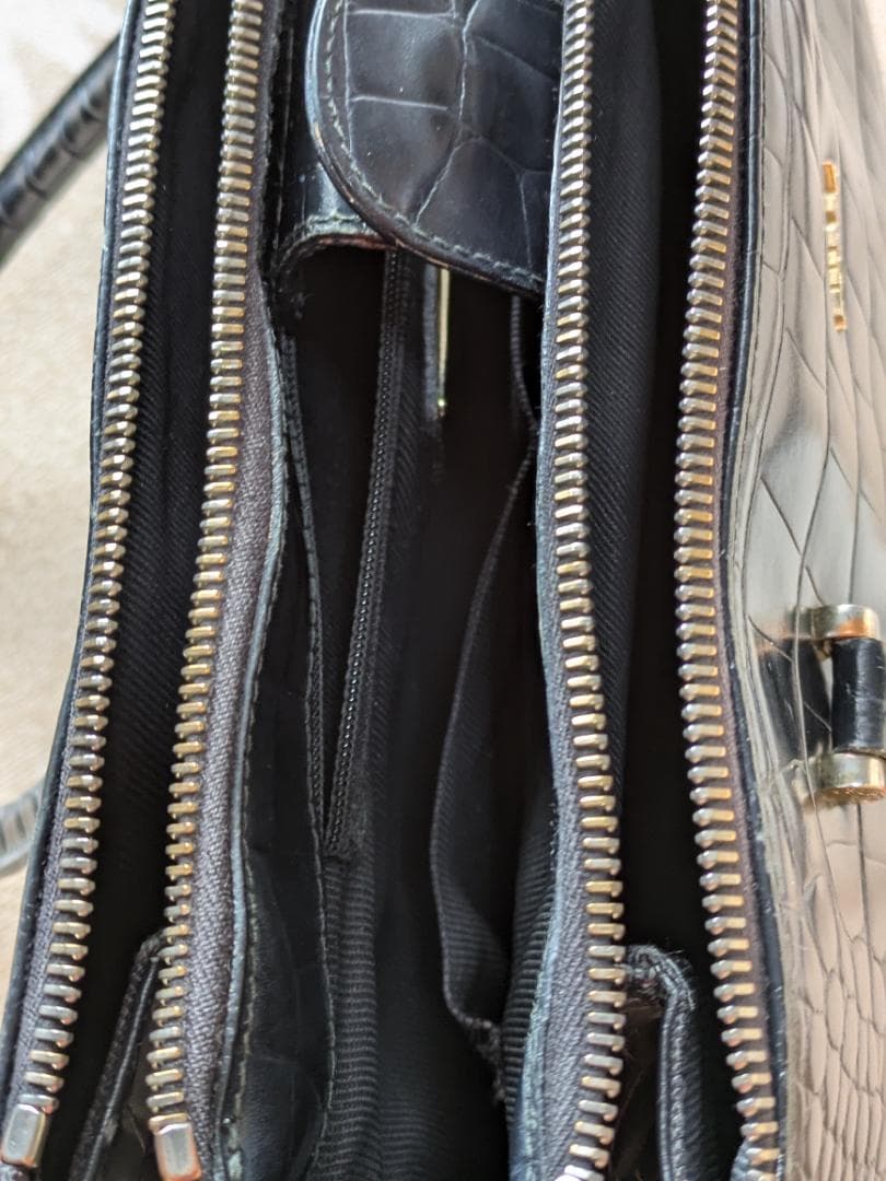 フルラクロコハンドバック