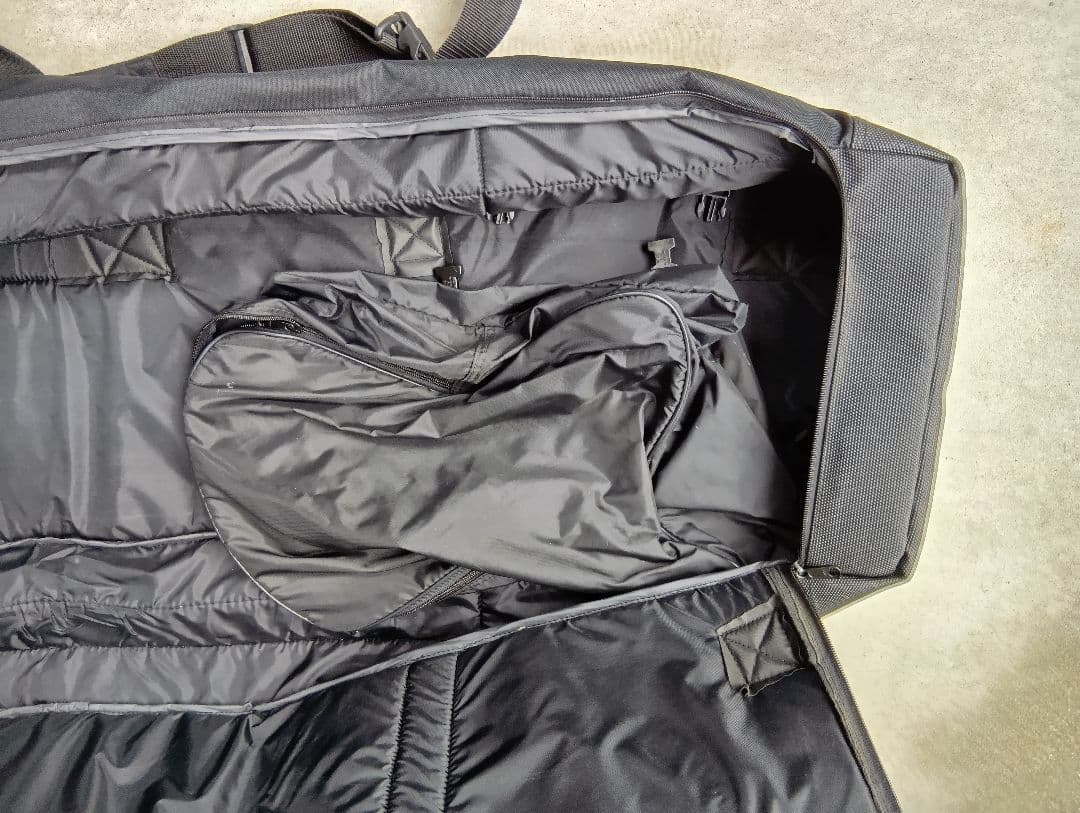 巨大スノーボード・ケース　ケンタック　ブラック　美品