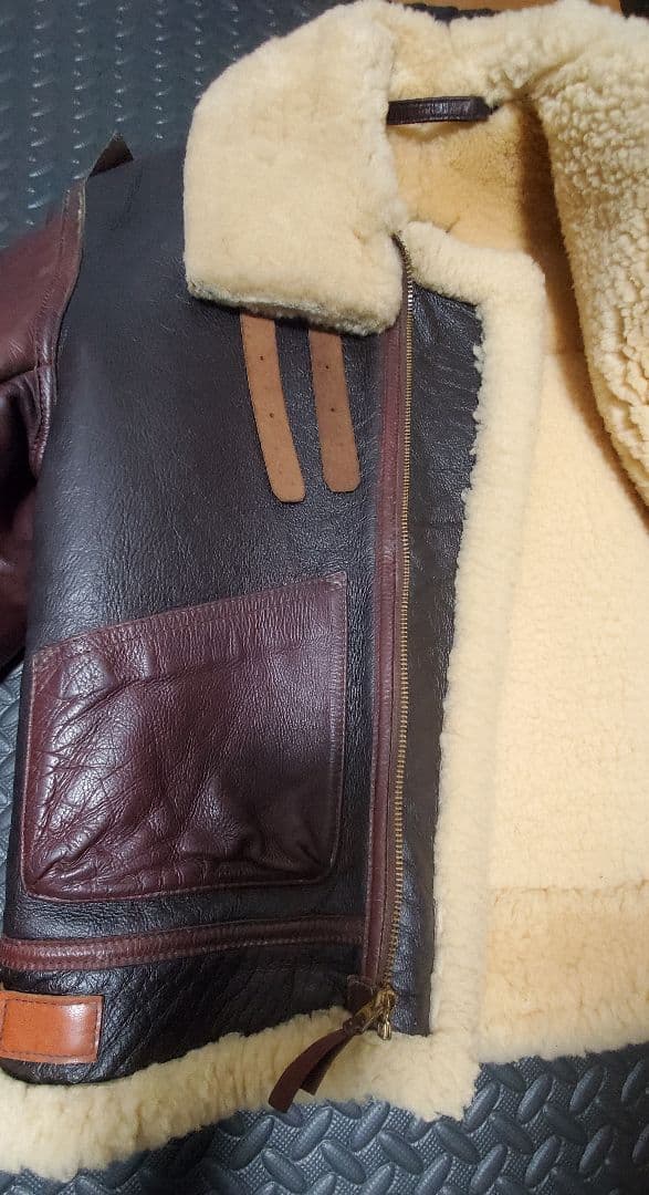 希少 エアロレザー B3 大戦モデル ムートン フライトジャケット