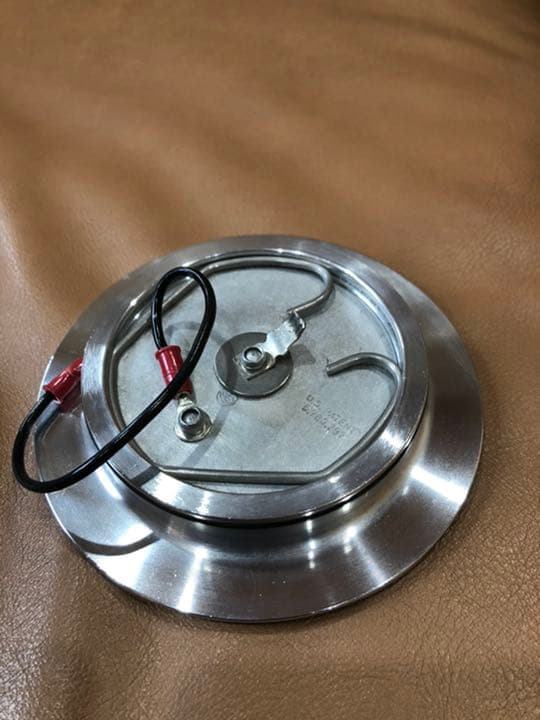 専用　ハイエース200 バドニック　ビレット　ホーン　  変換ボス　6穴〜9穴