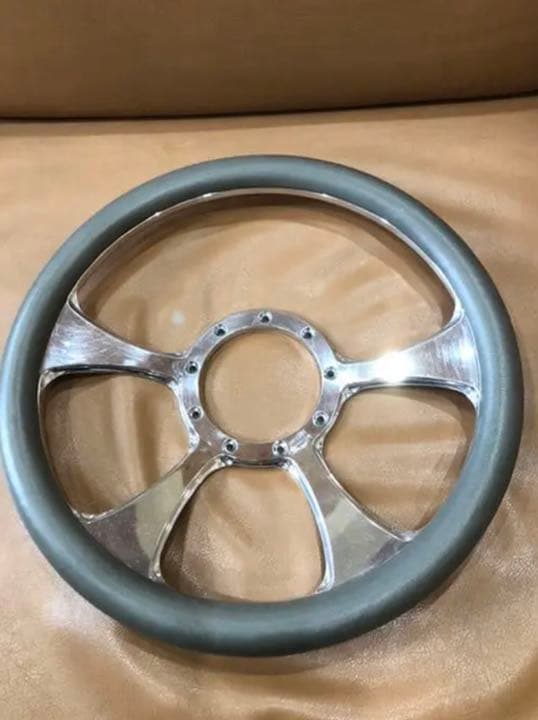 専用　ハイエース200 バドニック　ビレット　ホーン　  変換ボス　6穴〜9穴