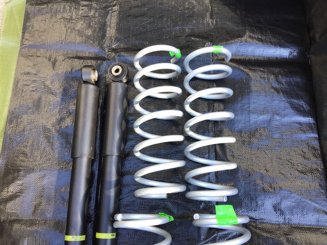 FAFリフトアップスプリングセット（DA17W・V）ジムニーリアショック付