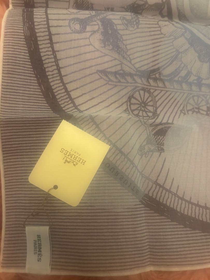 HERMES シルク ハンカチ