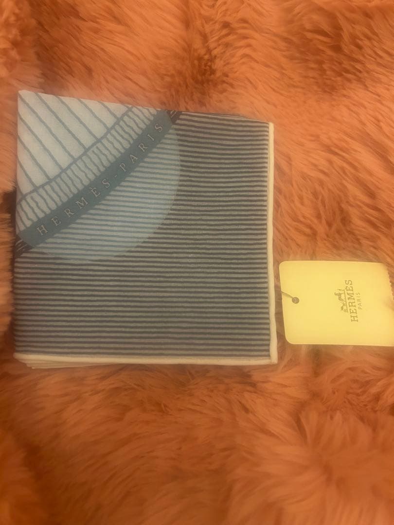 HERMES シルク ハンカチ