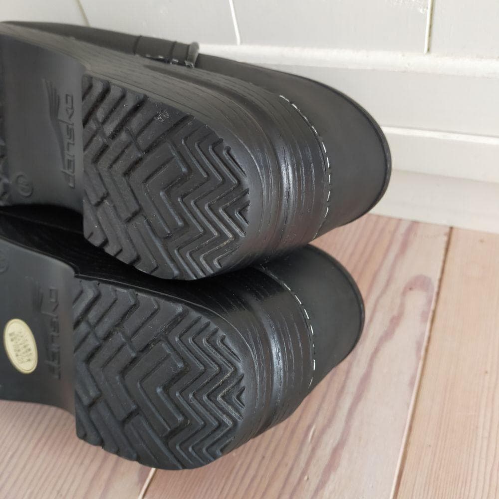 dansko/ダンスコ プロフェッショナル オイルド レザー クロッグ ブラック