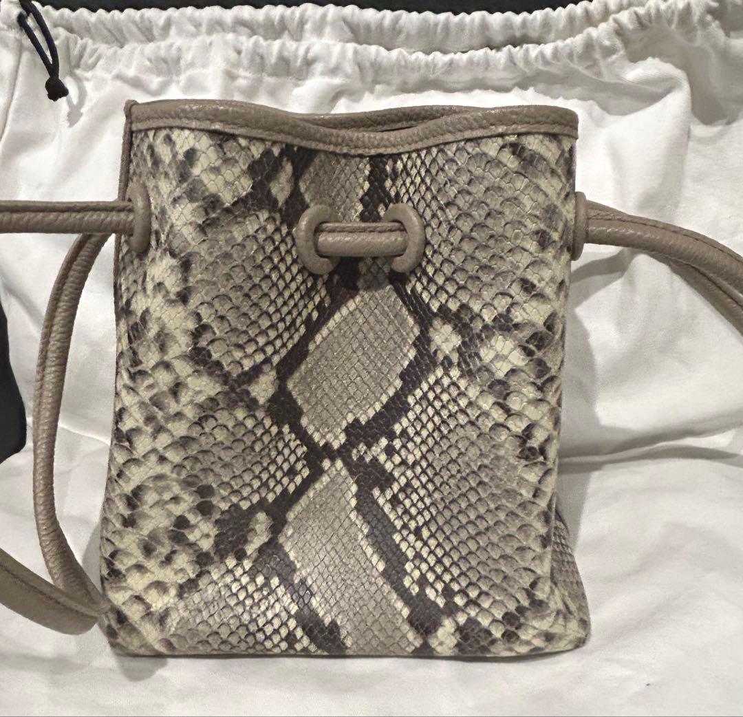 【断捨離セール中】 VASIC パイソン柄ボンドミニ