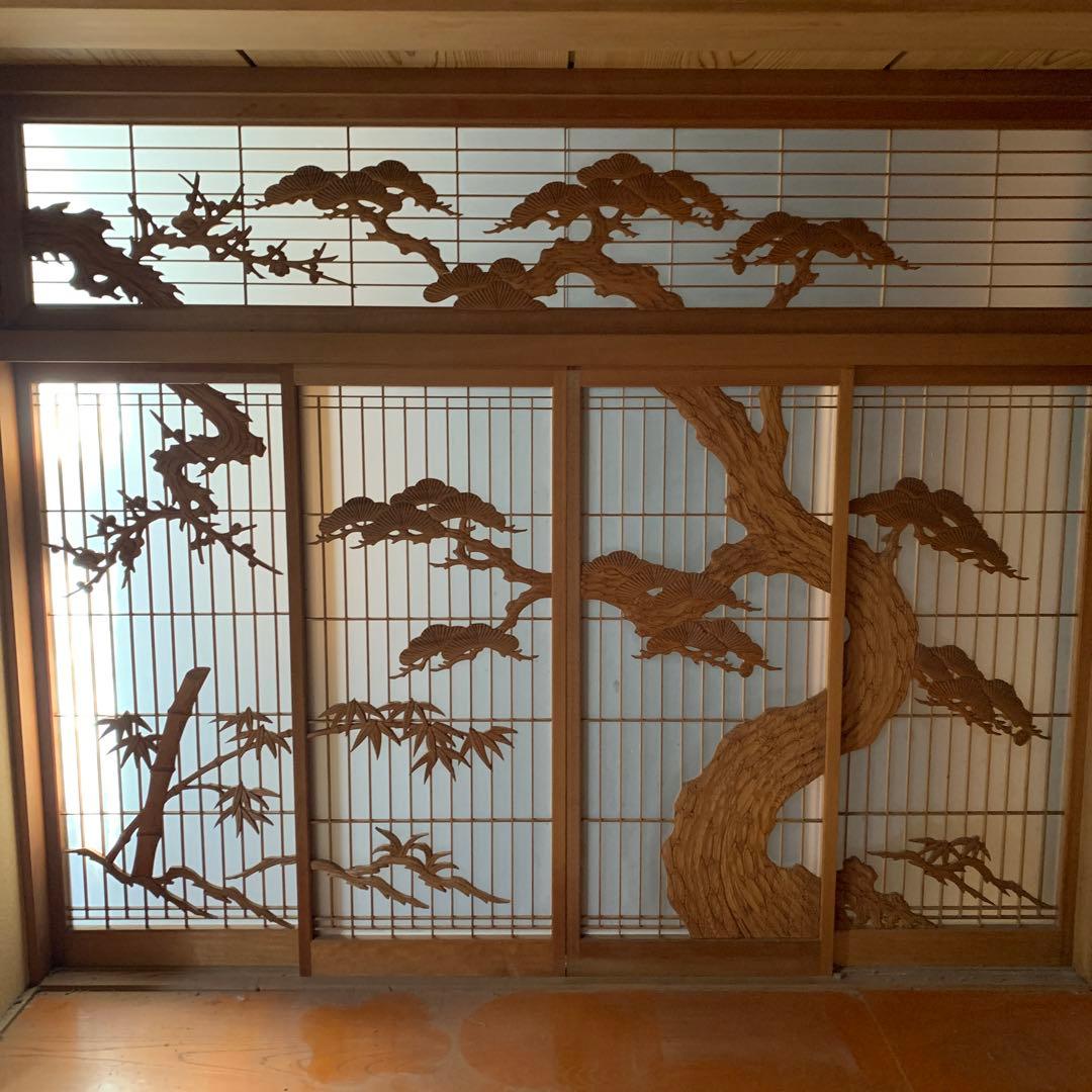 腰つき彫刻書院