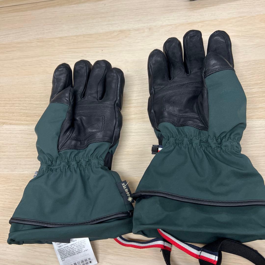 Moncler グローブ　帽子 手袋