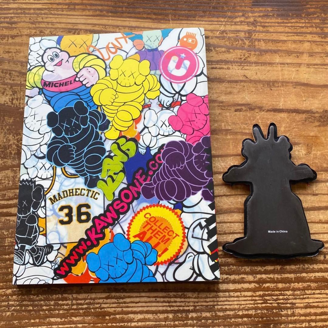 KAWS ARKITIP Magazine カウズ 1000部限定 雑誌 写真集