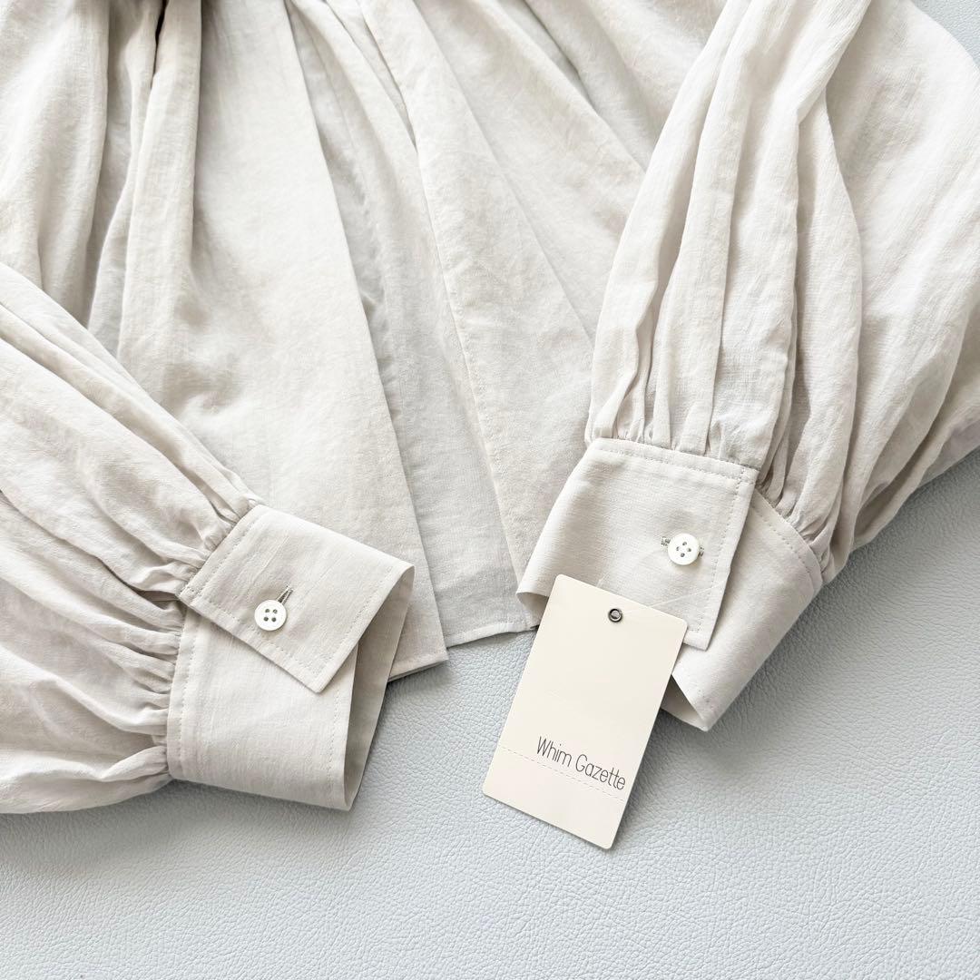 タグ付き　2024 人気　ウィムガゼット　ローンボウタイブラウス　グレージュ