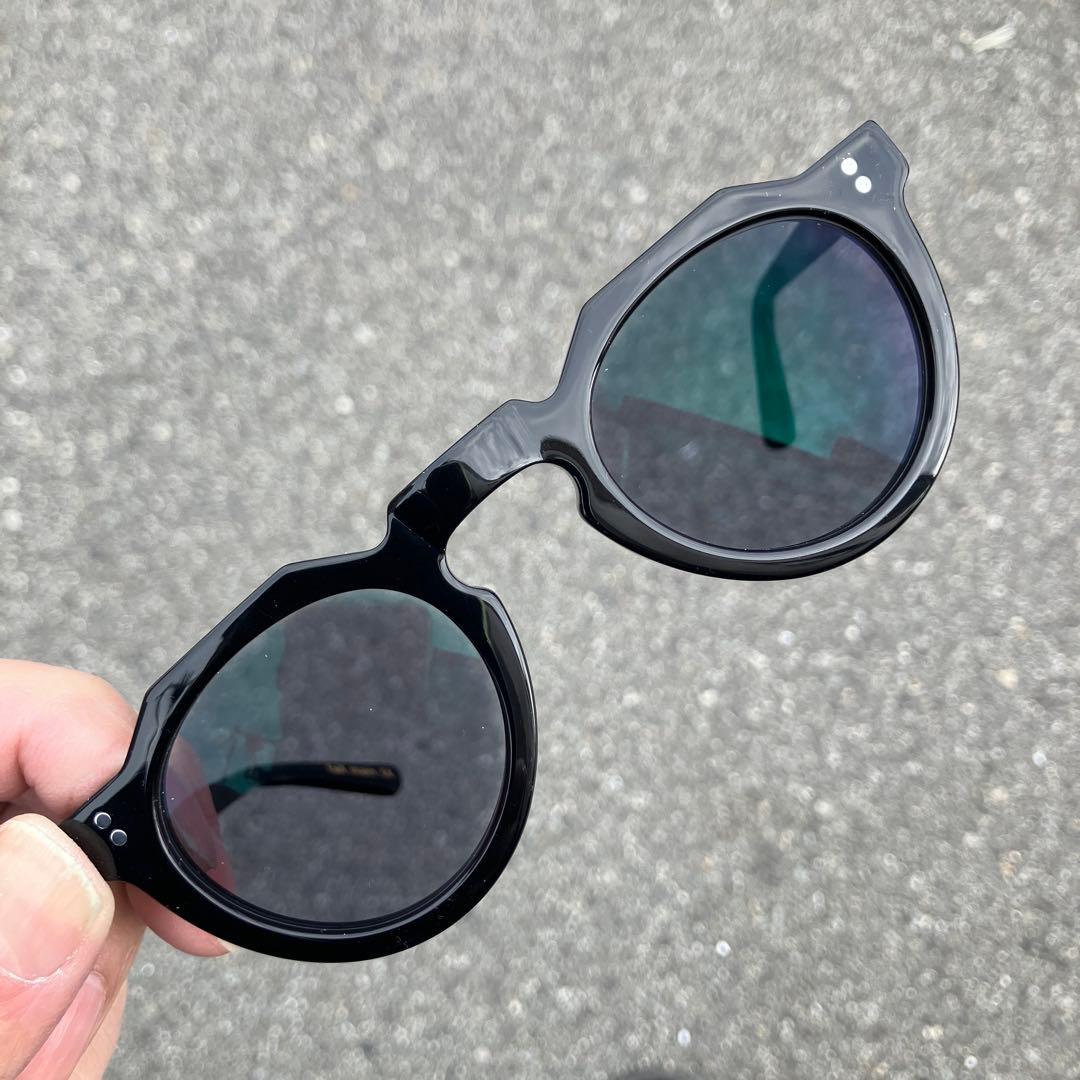 レスカ/ピカ ブラック44□26 度なしグレー調光レンズ【ノーズパッドカスタム】