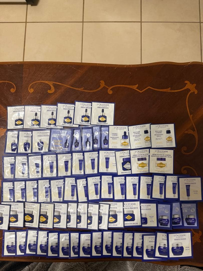 L'OCCITANE ロクシタン　たっぷりサンプルセット