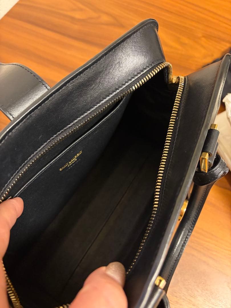 SAINT LAURENT ベイビーカバス　ハンドバッグ