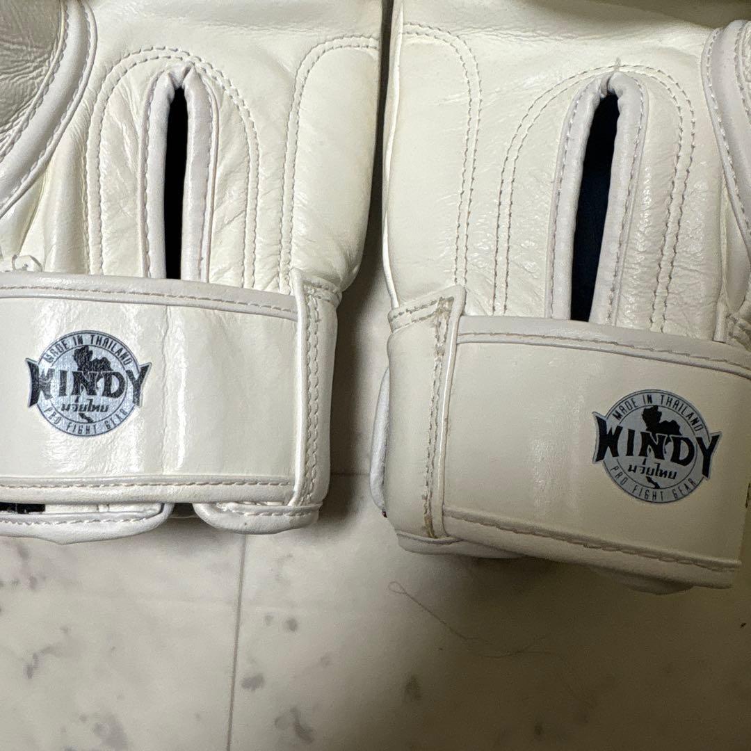 WINDY グローブ 8oz ホワイト BGVH 極美品