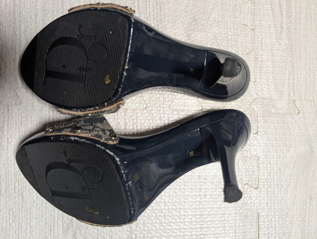 Dior スネークパターン ミュール 約8cmヒール