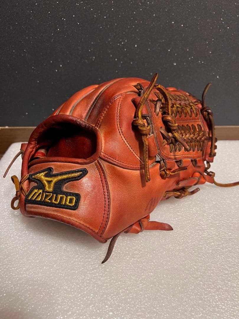 ★美品★ ミズノプロ 硬式用 内野手 サイズ9 良型 即戦力 革質◎