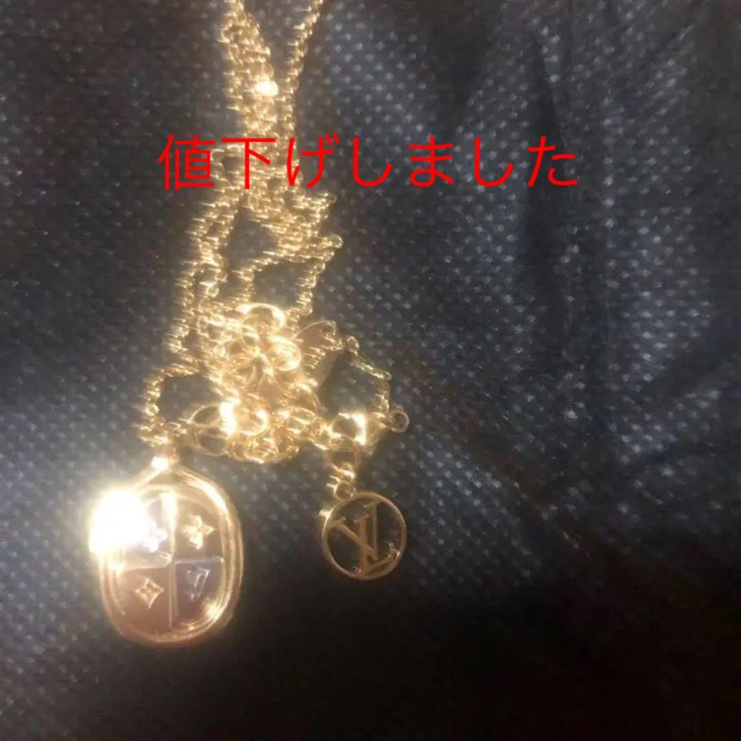 ヴィトン　モノグラム　ロゴネックレス