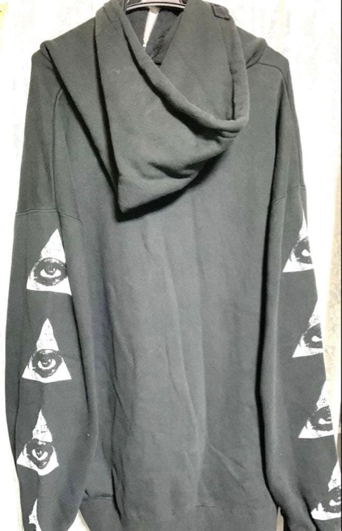 MALICIOUS.X フード付き目玉パーカー