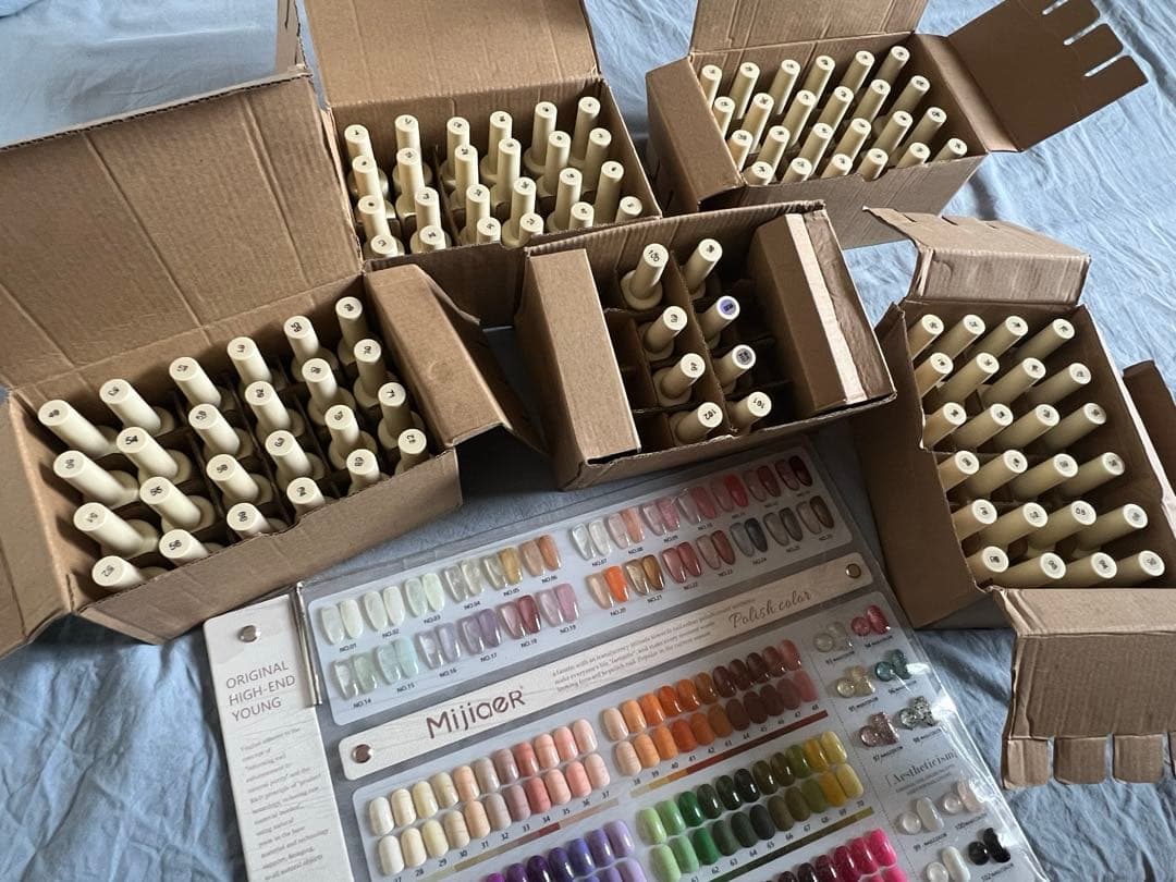 Mijiaer ジェルネイルカラー 102色カラーチャート付き