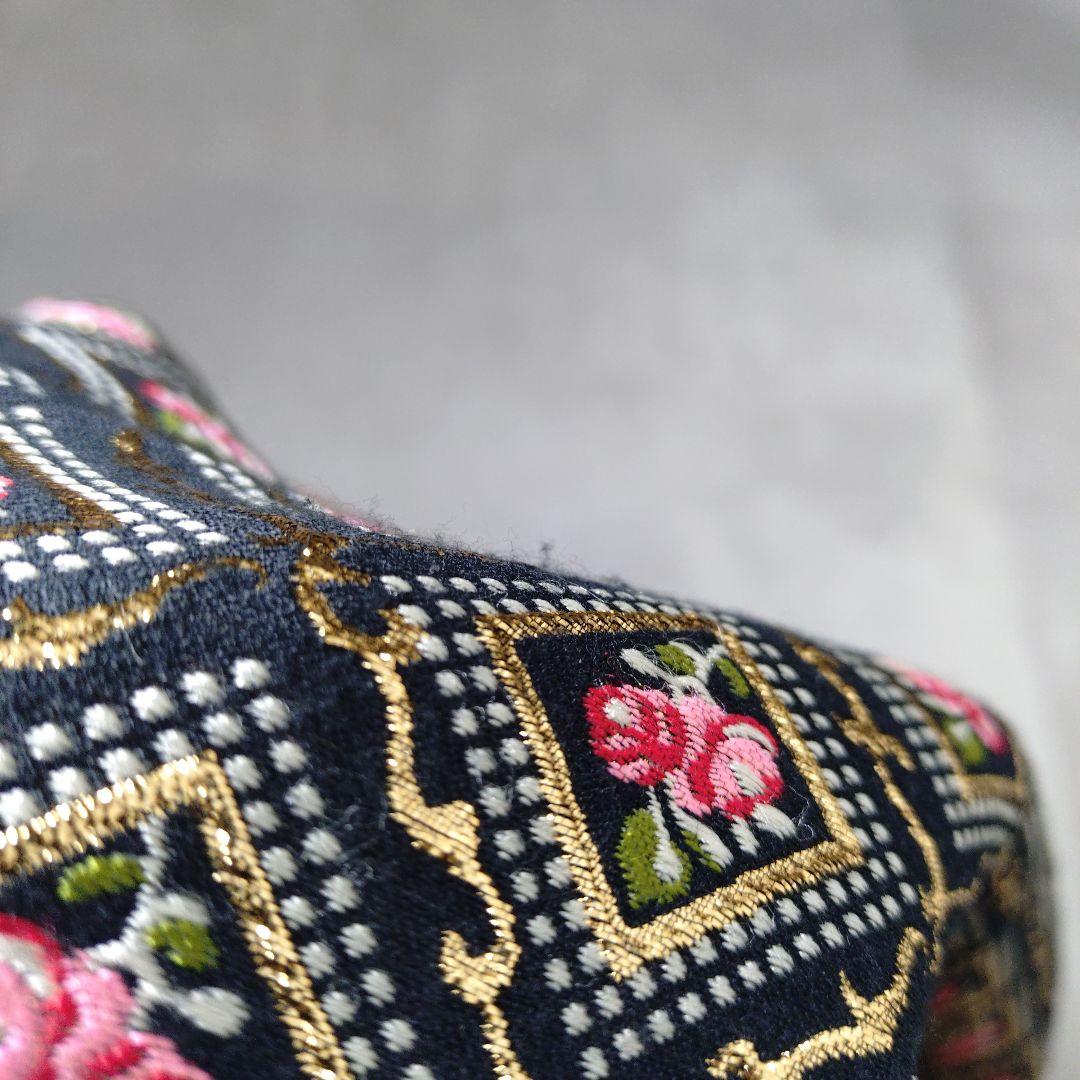 DOLCE & GABBANA　ミニプリーツブロケードスカート　花柄刺繍スカート