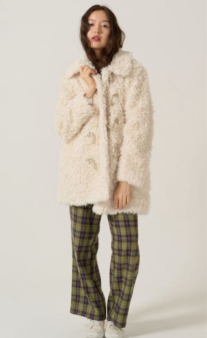 フェイクファー ダッフルコート TINA：JOJUN 新品未使用