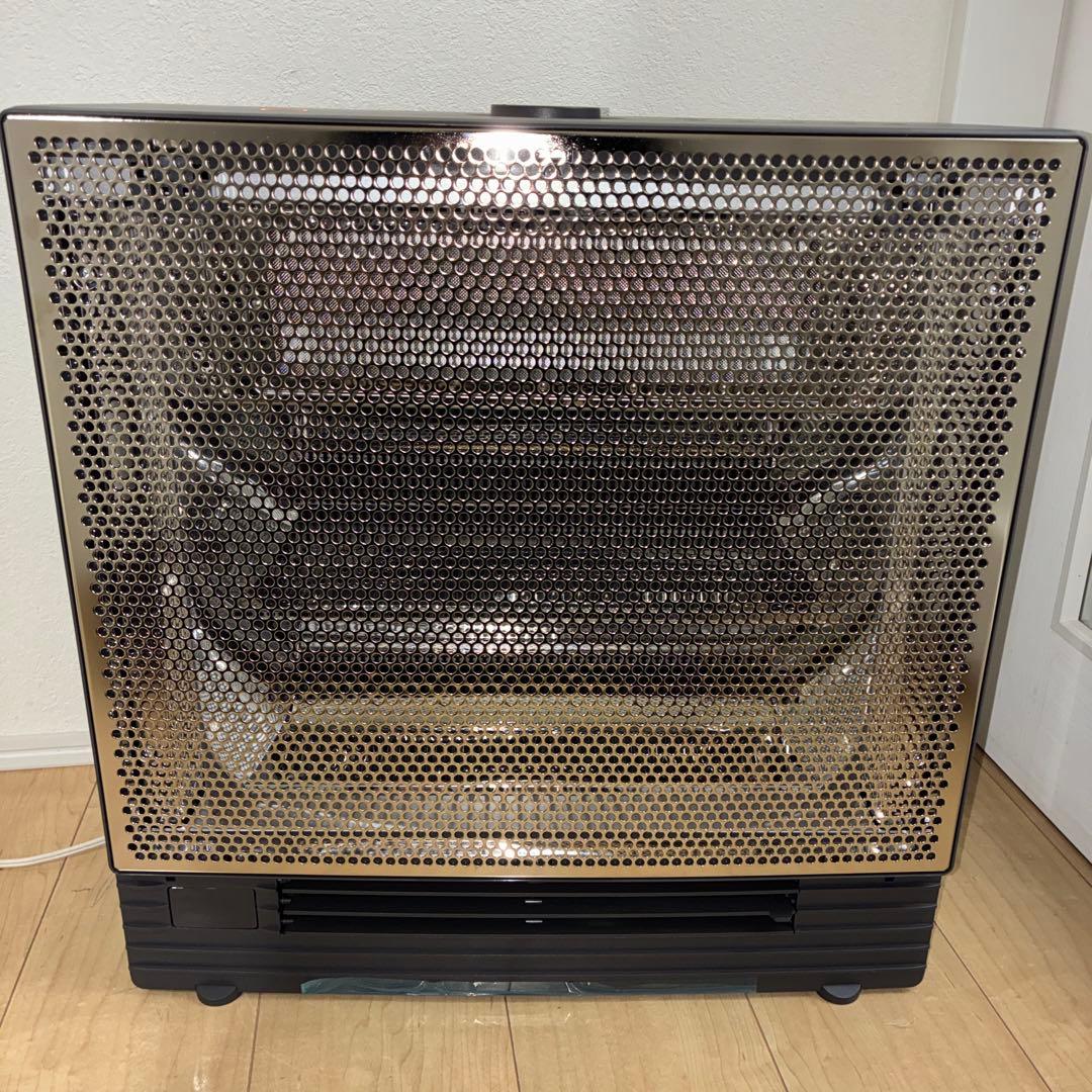 極美品！！2024年製DAIKIN 遠赤外線暖房機　ハイブリッドセラムヒート