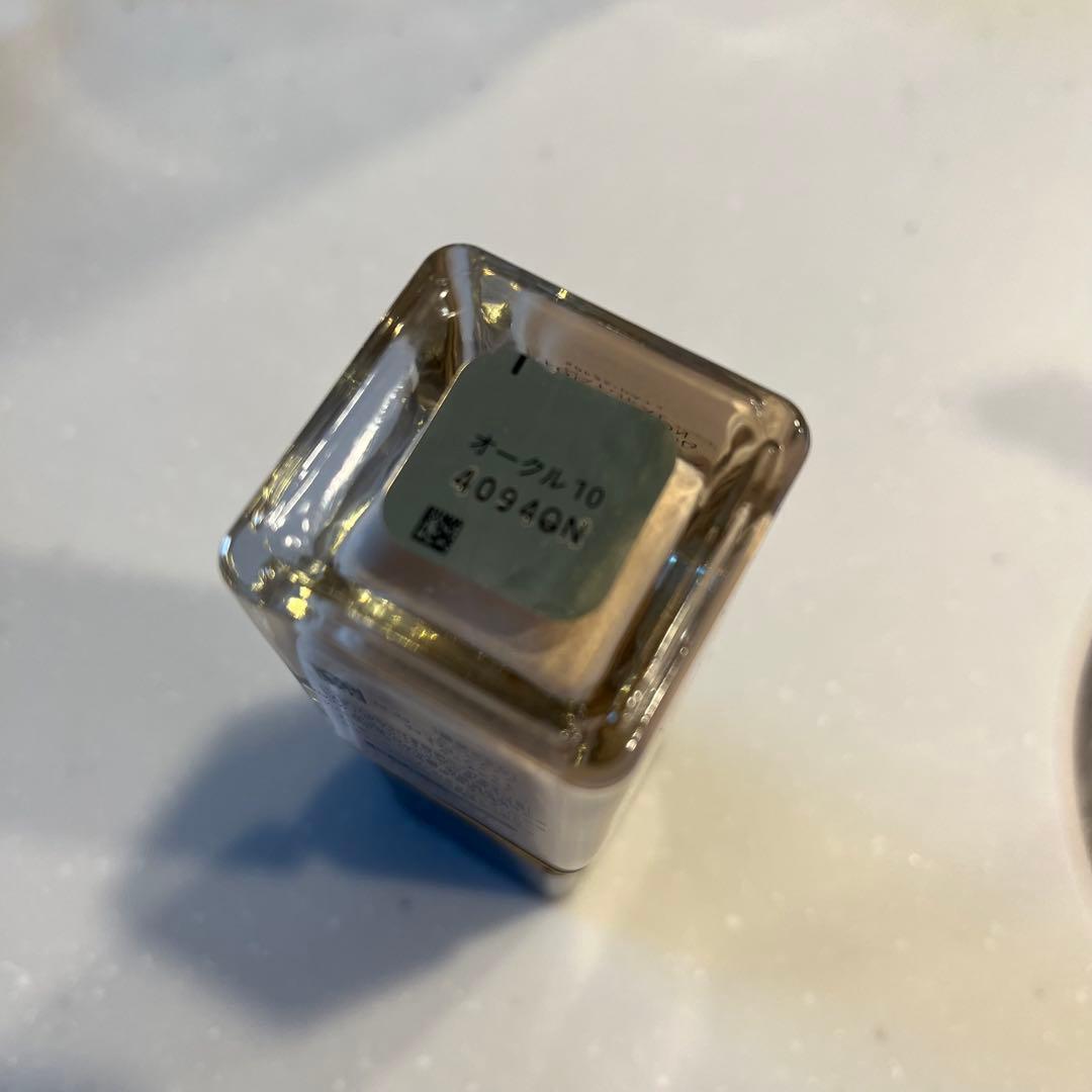 クレ・ド・ポー ボーテ リキッドファンデーション ナチュレル