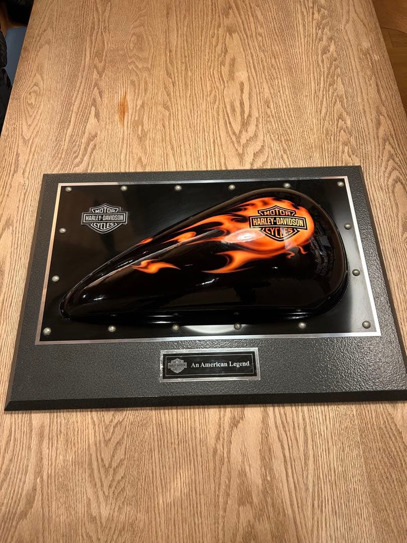 希少！ハーレーダビッドソンのタンクディスプレイ！