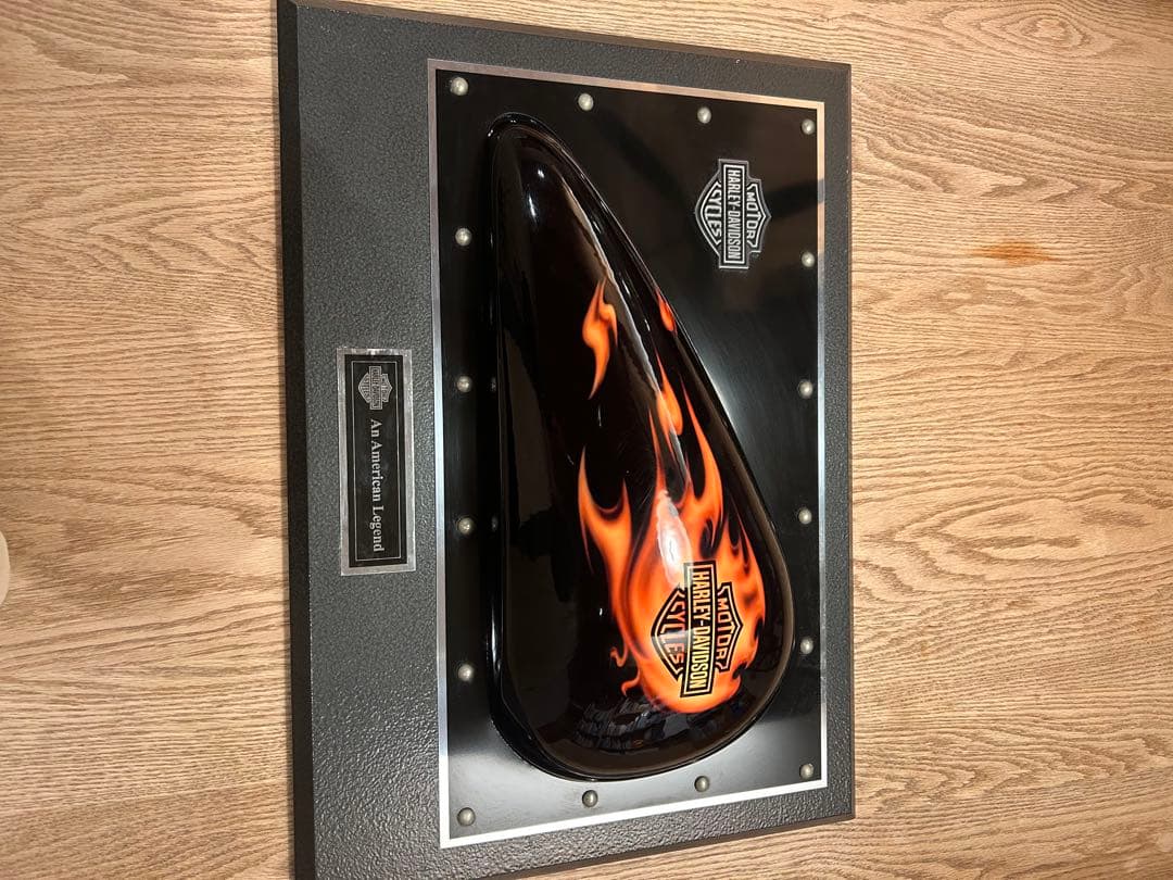 希少！ハーレーダビッドソンのタンクディスプレイ！