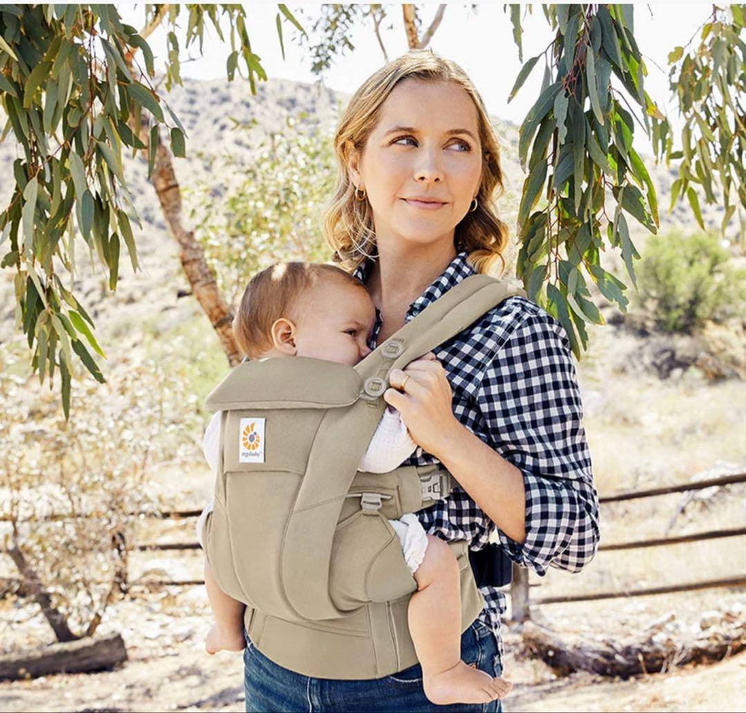 ☆ほぼ未使用☆エルゴベビー OMNI Dream ソフトオリーブ