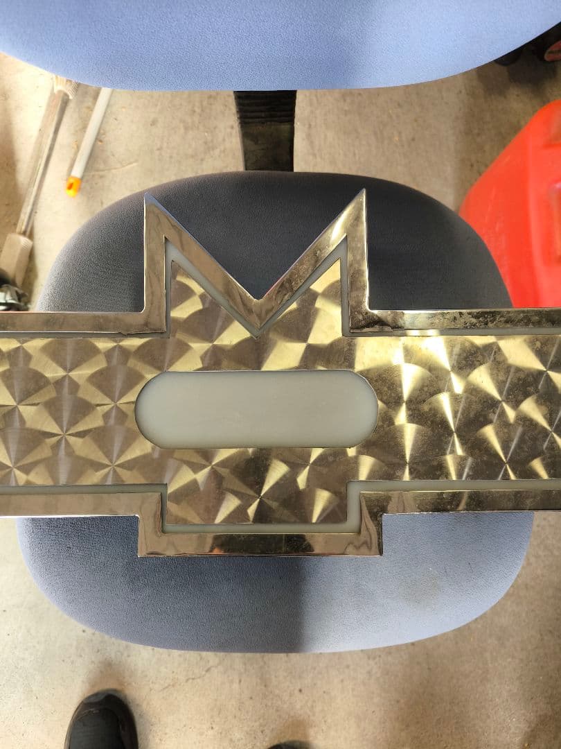 デコトラ いすゞバスマークアンドン