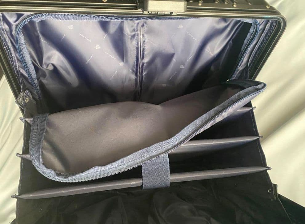 TAKEO KIKUCHI タケオキクチ　スーツケース　黒