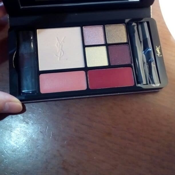 Yves saint Laurent 限定パレット