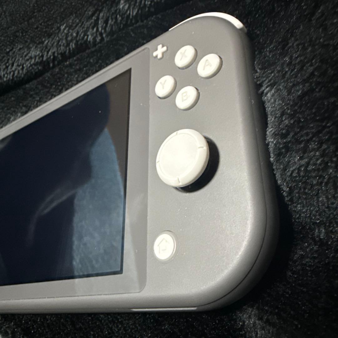 【美品】ニンテンドー　スイッチ　ライト　本体　グレー