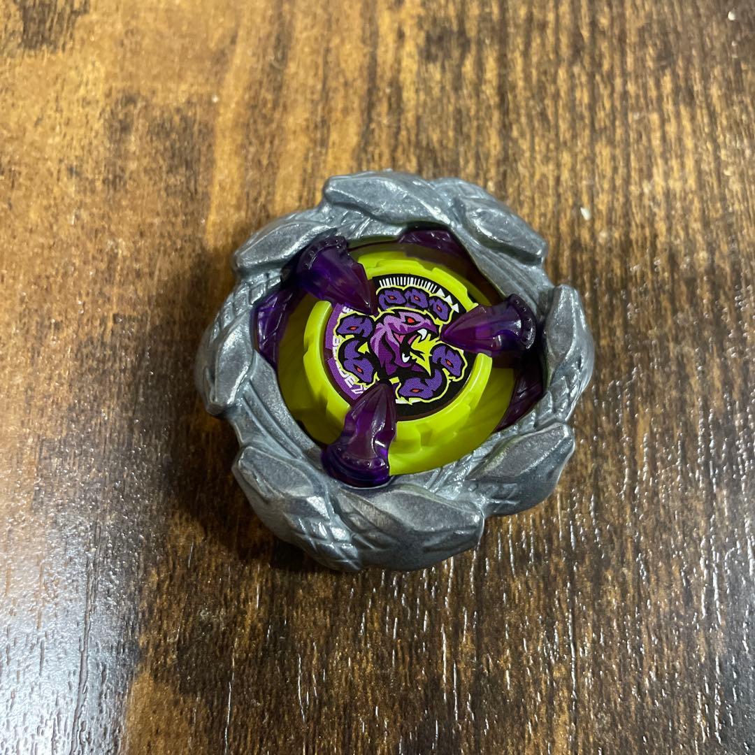 【限定新品ベイ】ベイブレードX オロチクラスタ　1-60 LR あ3