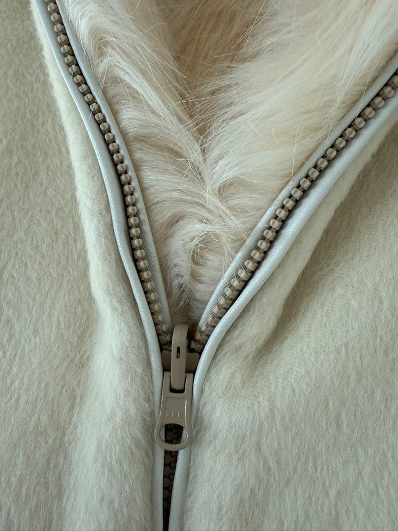 気まぐれSALE中⭐︎LANERIE AGNONA ファージャケットフード付き